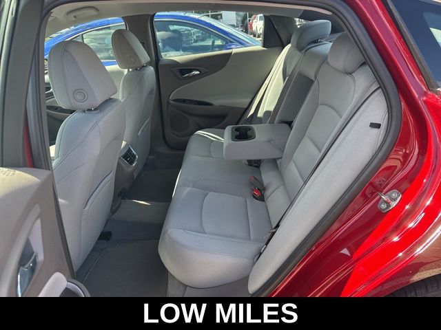2022 Chevrolet Malibu 1LT photo 12