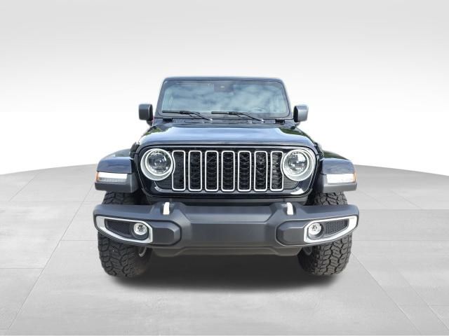 2024 Jeep Wrangler Sahara photo 3