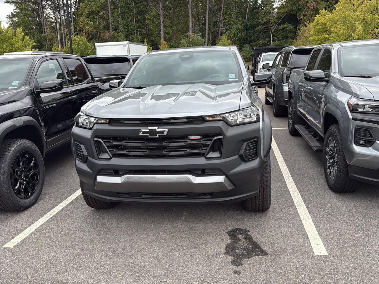 2026 Chevrolet Colorado Trail Boss photo 2