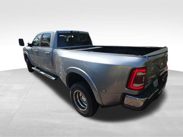 2019 Ram 3500 Laramie photo 4