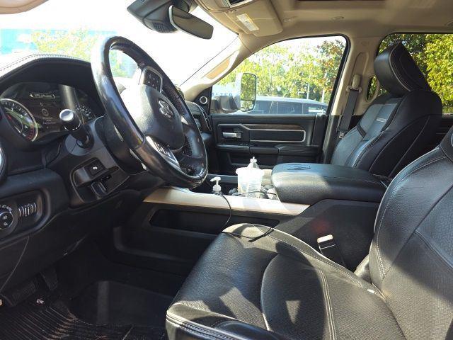 2019 Ram 3500 Laramie photo 5