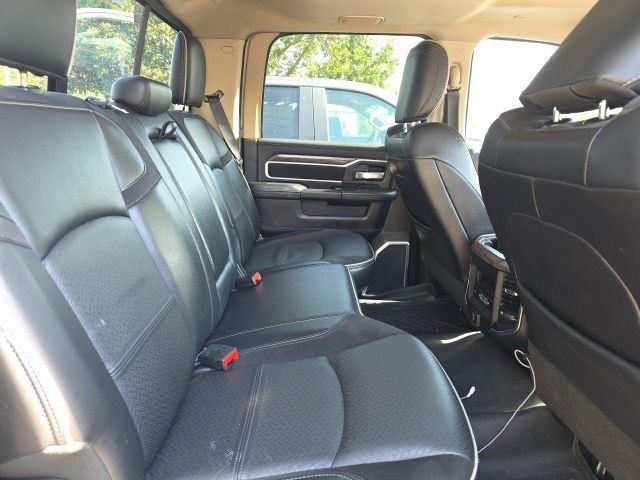 2019 Ram 3500 Laramie photo 8