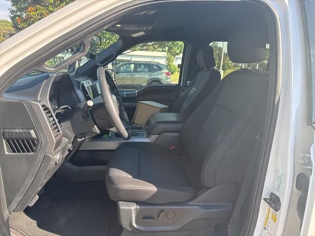 2020 Ford F-150 XLT photo 7