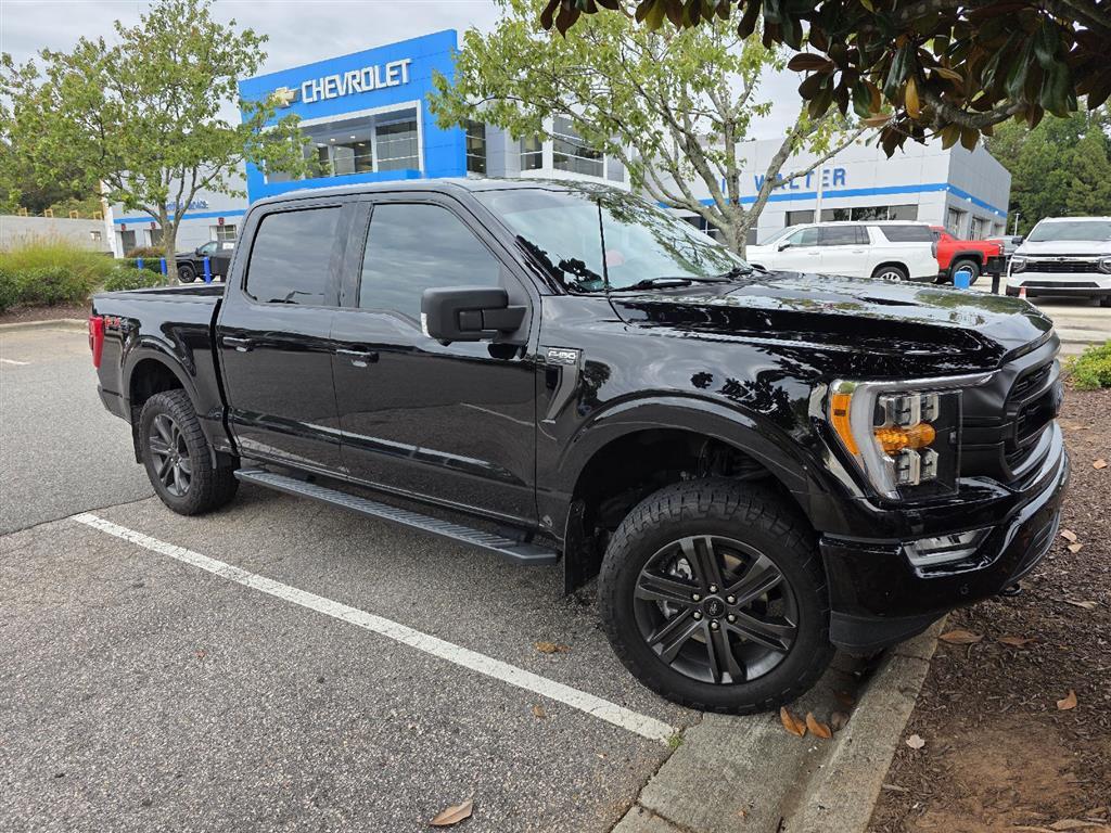 2021 Ford F-150 XLT photo 2