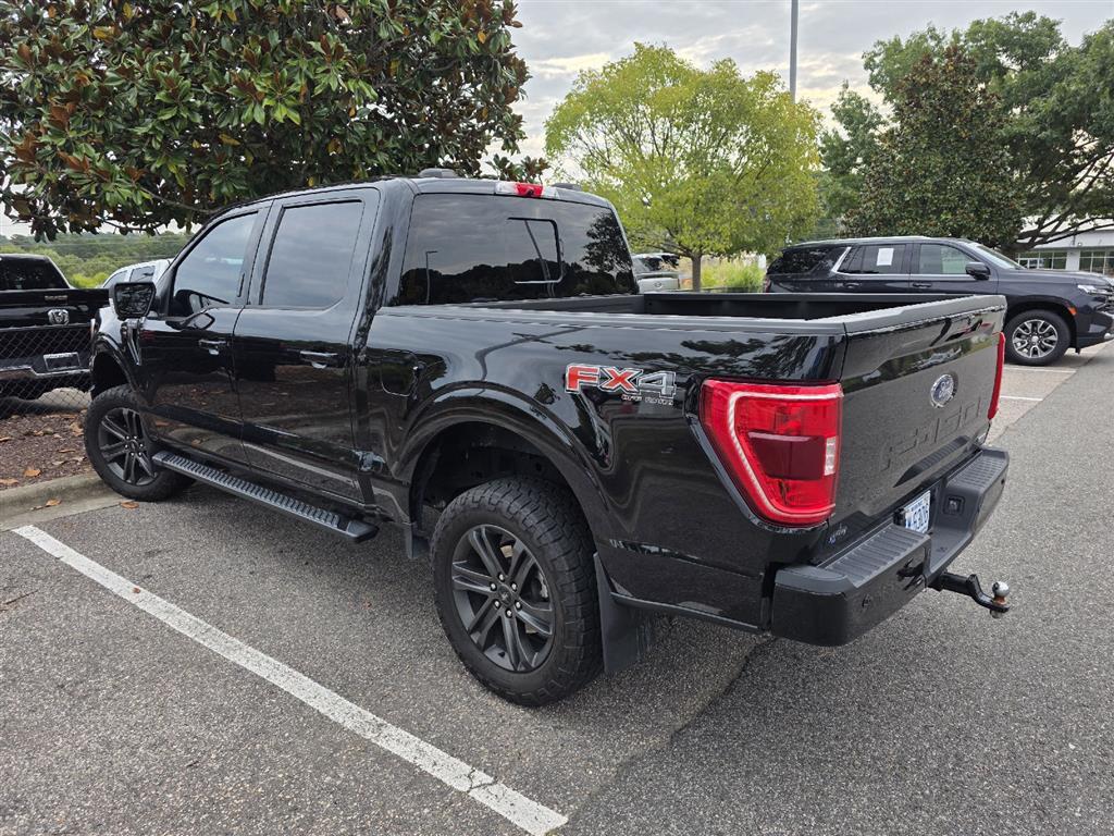 2021 Ford F-150 XLT photo 4