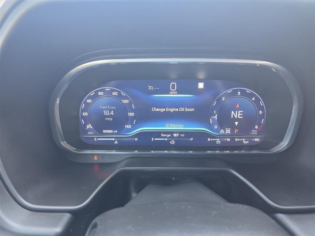 2023 Chevrolet Suburban Z71 photo 3