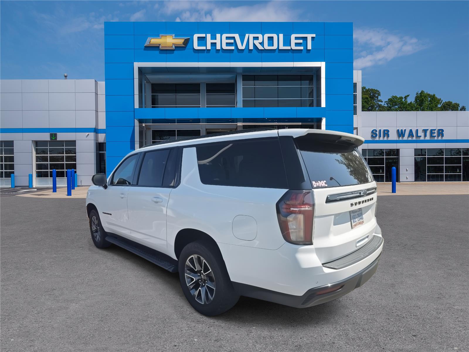 2023 Chevrolet Suburban Z71 photo 4
