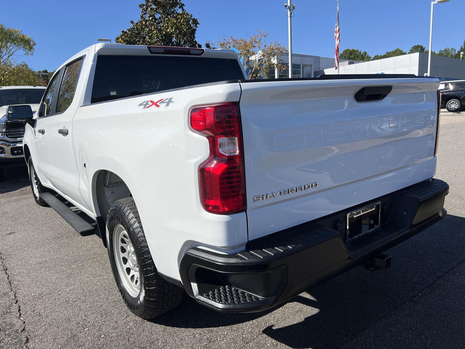 2022 Chevrolet Silverado 1500 Work Truck photo 2