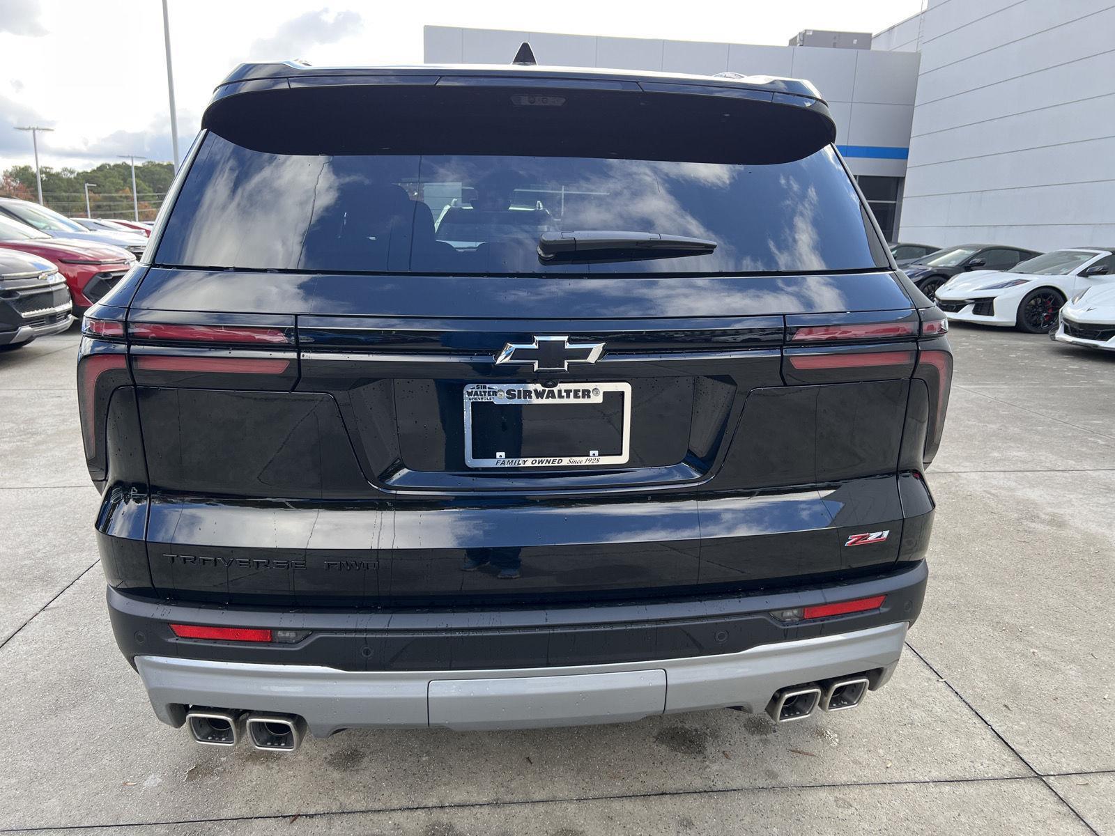 2026 Chevrolet Traverse Z71 photo 4