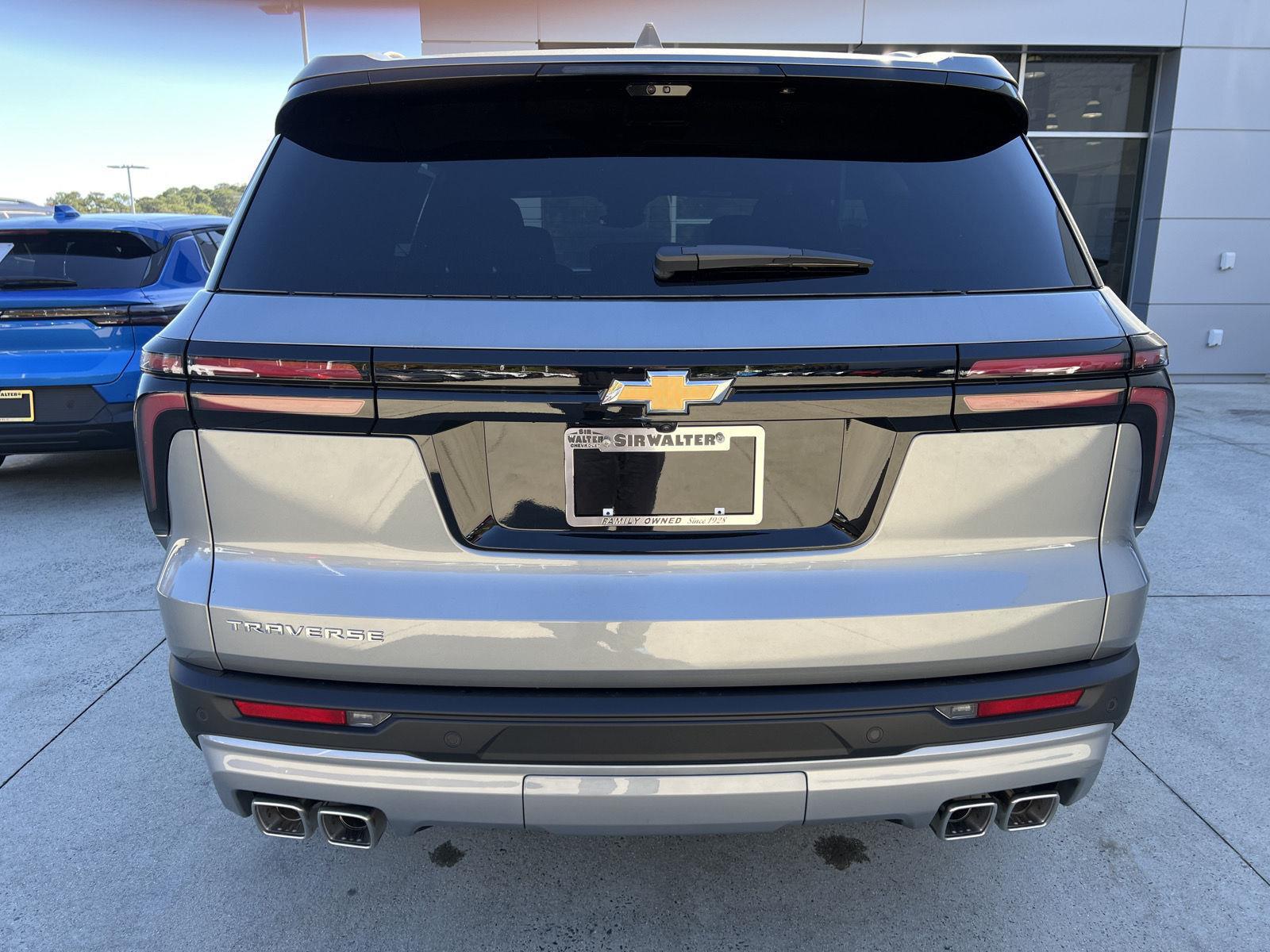 2026 Chevrolet Traverse photo 4