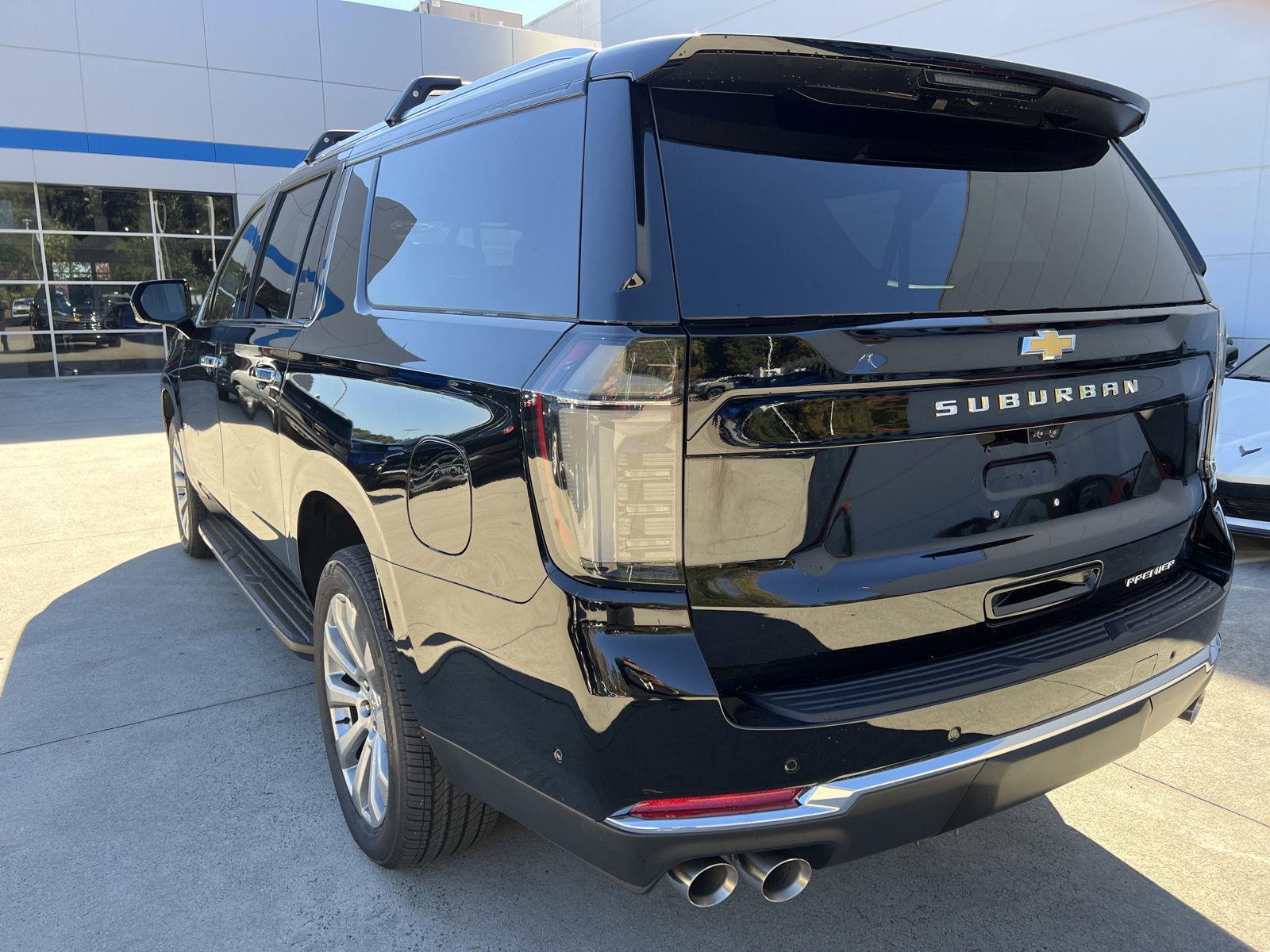 2026 Chevrolet Suburban Premier photo 3