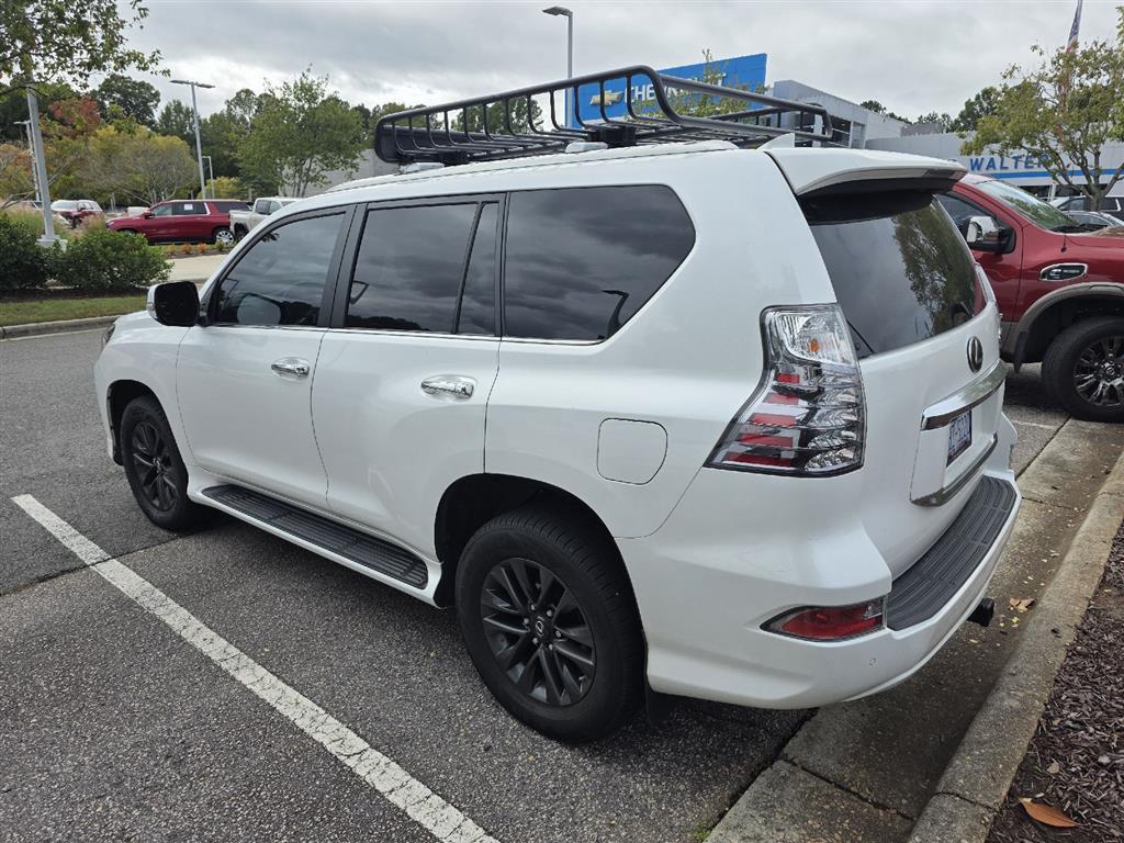 2021 Lexus GX 460 Premium photo 2