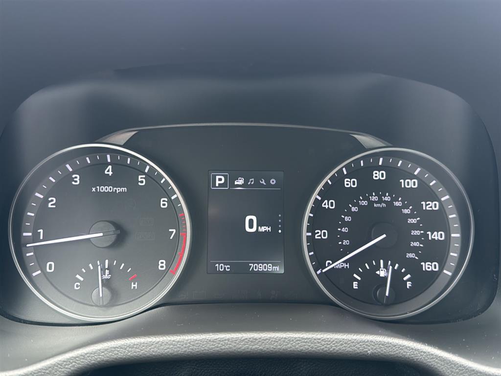 2018 Hyundai Elantra Value Edition photo 2