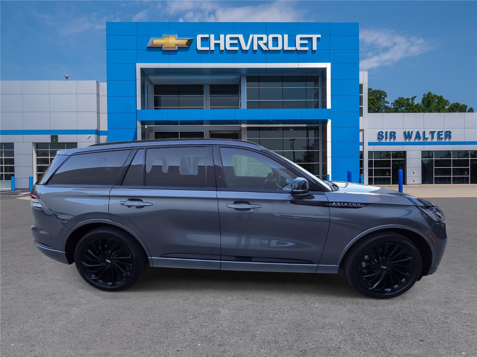 2025 Lincoln Aviator Reserve photo 3