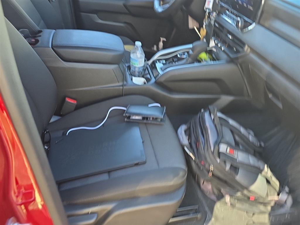 2024 Chevrolet Colorado Trail Boss photo 4