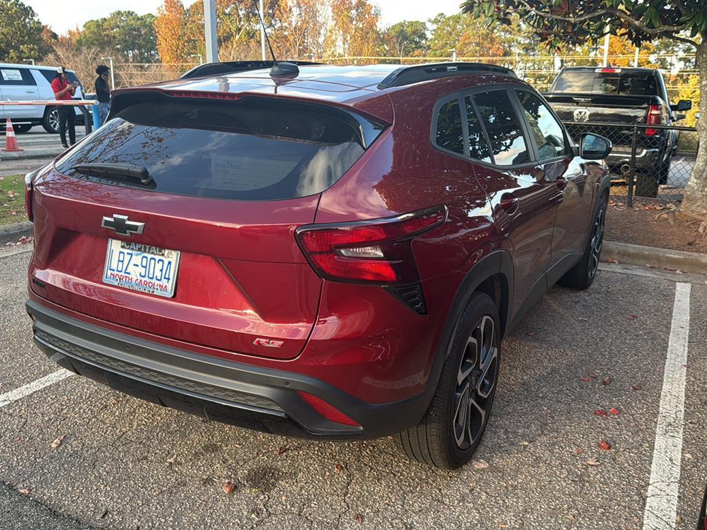 2024 Chevrolet Trax photo 3