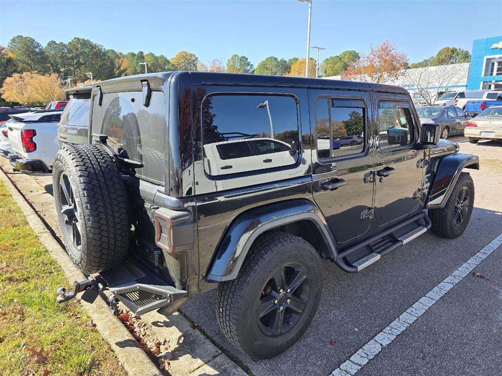 2018 Jeep Wrangler Unlimited Sahara photo 4