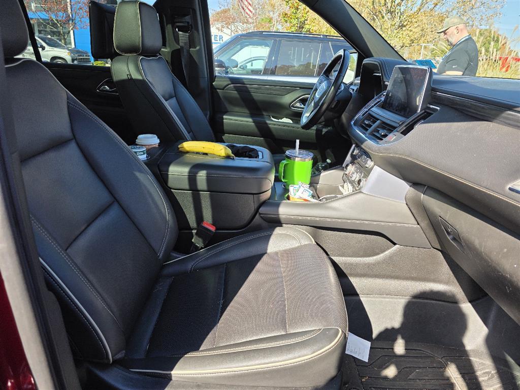 2022 Gmc Yukon XL SLT photo 3