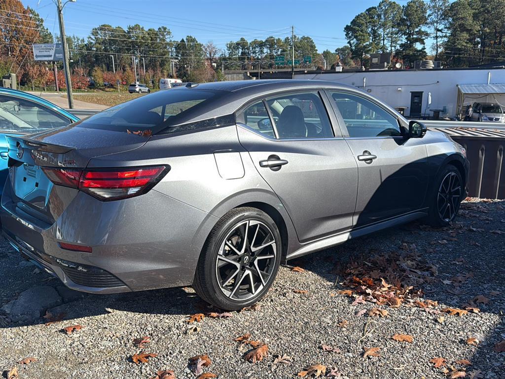 2025 Nissan Sentra SR photo 4