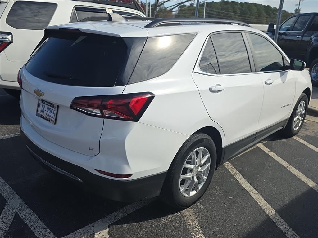 2023 Chevrolet Equinox LT photo 4