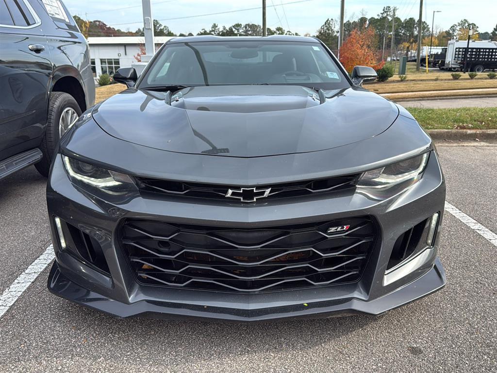 2018 Chevrolet Camaro ZL1 photo 2