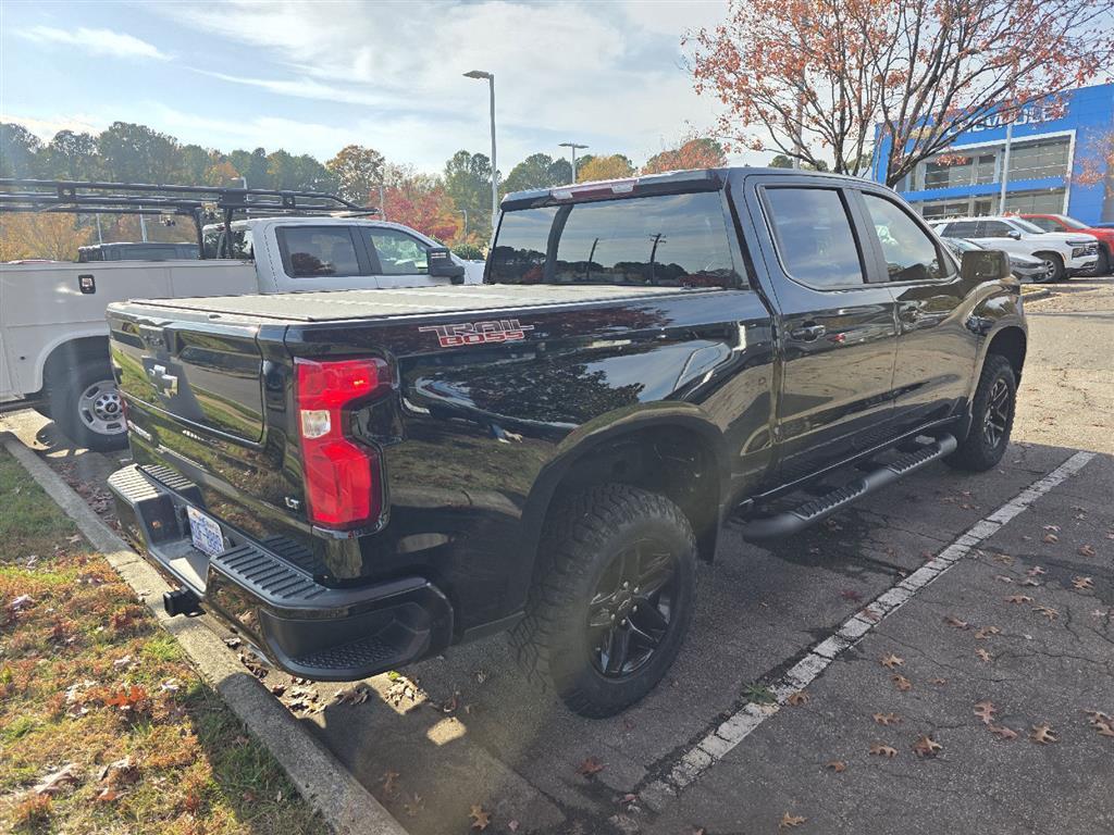 2022 Chevrolet Silverado 1500 LT Trail Boss photo 4