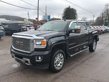 2016 GMC Sierra 2500HD Denali  Truck