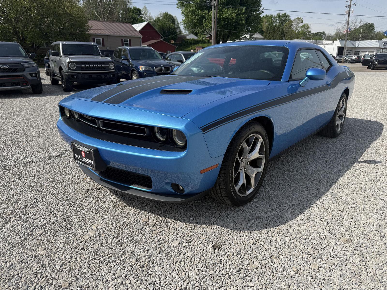 2015 Dodge Challenger SXT Plus's photo