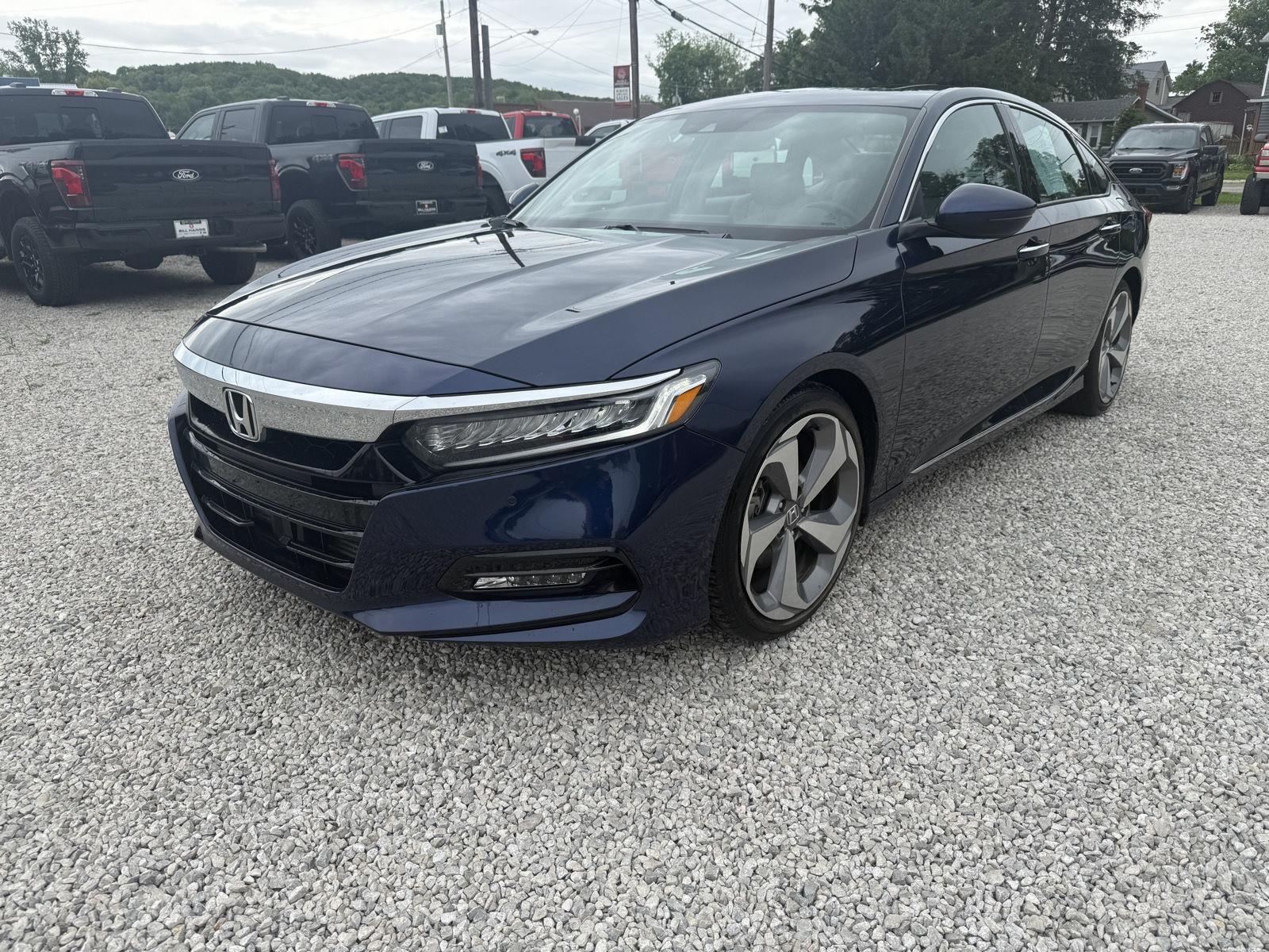 2018 Honda Accord 1.5T Touring Auto's photo