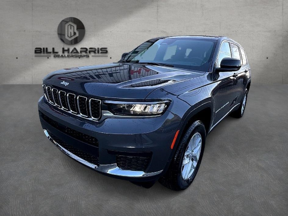 2025 Jeep Grand Cherokee L Laredo's photo