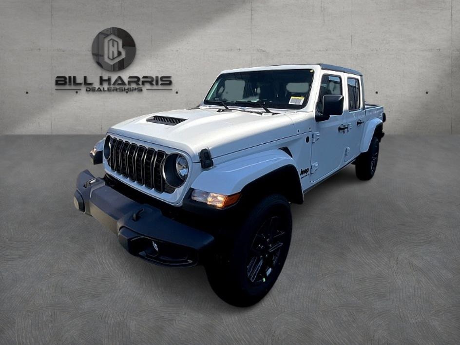 2025 Jeep Gladiator Sport S's photo
