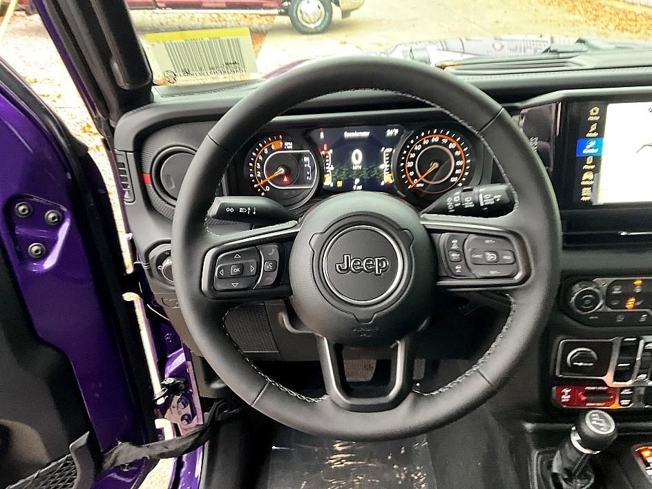 2026 Jeep Wrangler 4-Door Rubicon - Photo 31