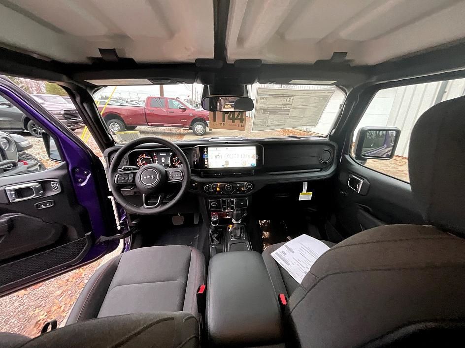 2026 Jeep Wrangler 4-Door Rubicon - Photo 32