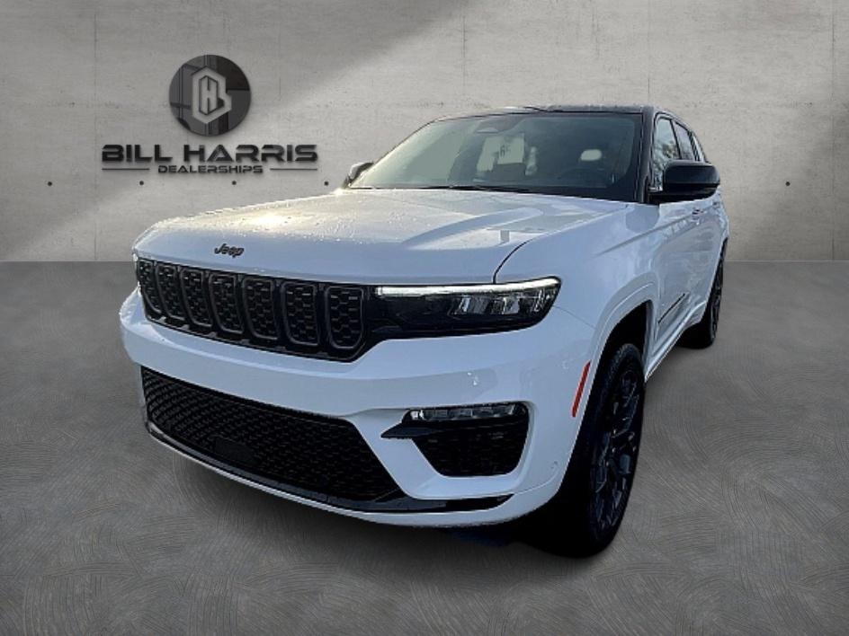 2025 Jeep Grand Cherokee Summit's photo