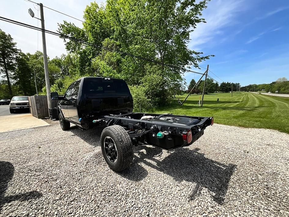 2026 RAM 3500 Chassis Big Horn - Photo 7