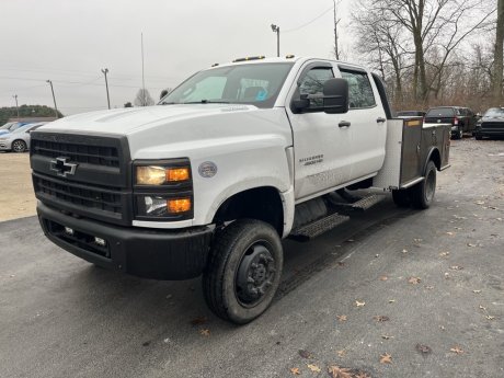 2022 Chevrolet Silverado 4500HD Work Truck 