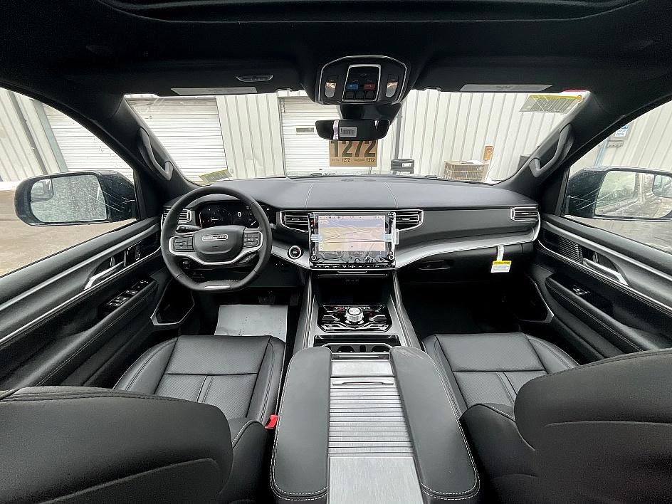 2026 Jeep Grand Wagoneer Limited Reserve - Photo 30