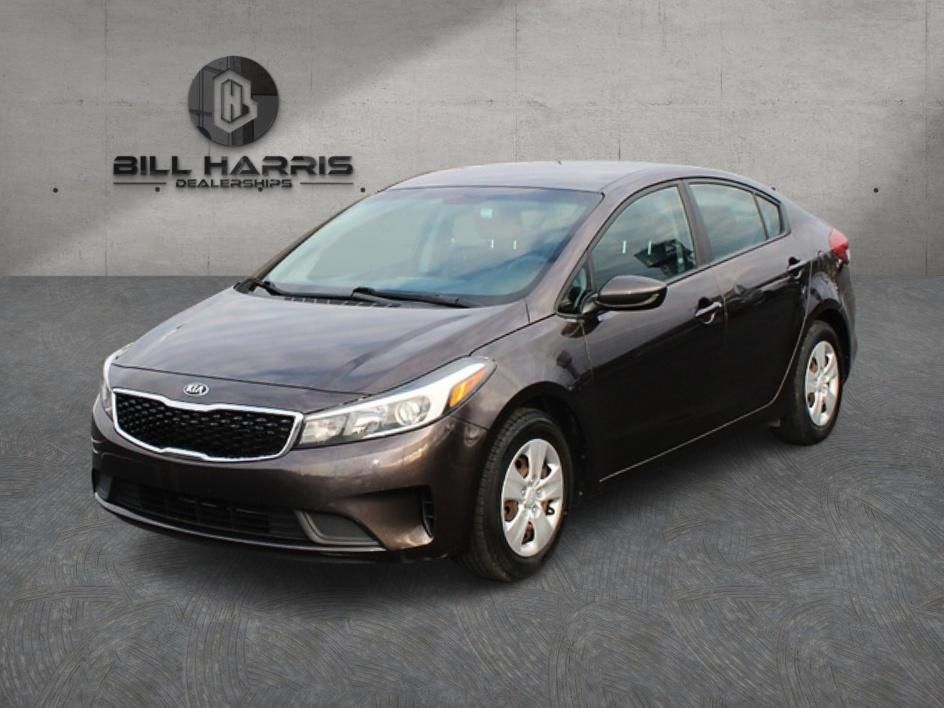 2017 Kia Forte LX's photo