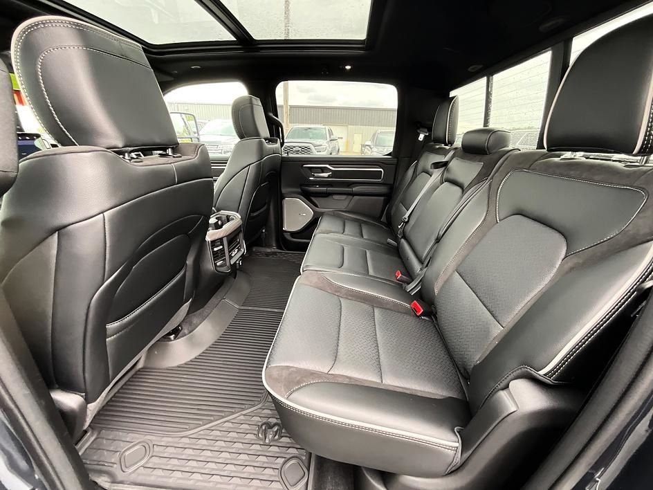 2026 RAM 1500 Laramie - Photo 36