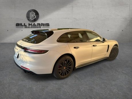 2020 Porsche Panamera Sport Turismo GTS 
