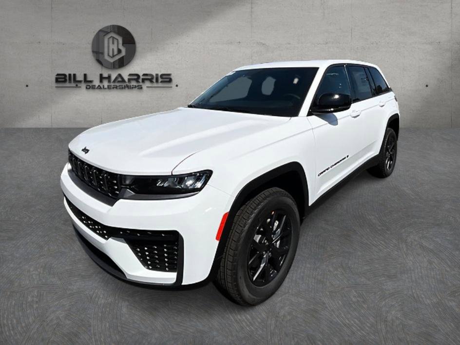 2027 Jeep Grand Cherokee Laredo