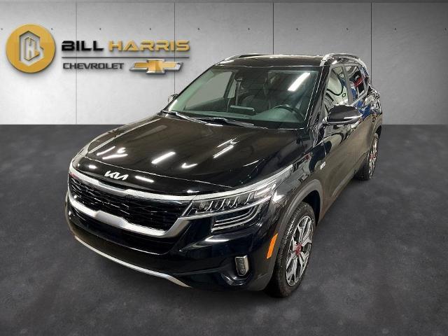 2023 Kia Seltos SX's photo