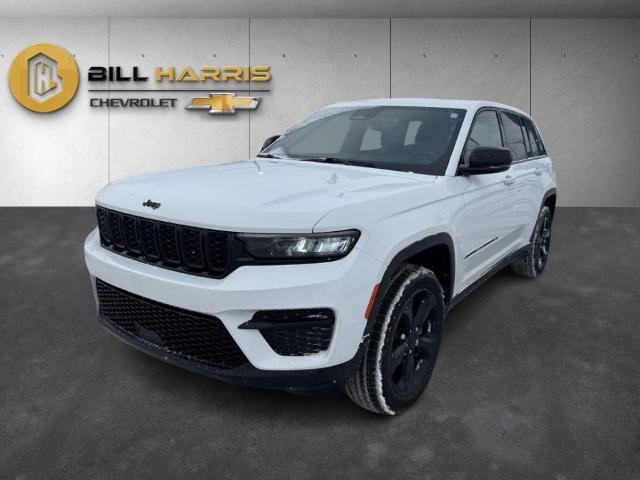 2023 Jeep Grand Cherokee Altitude's photo