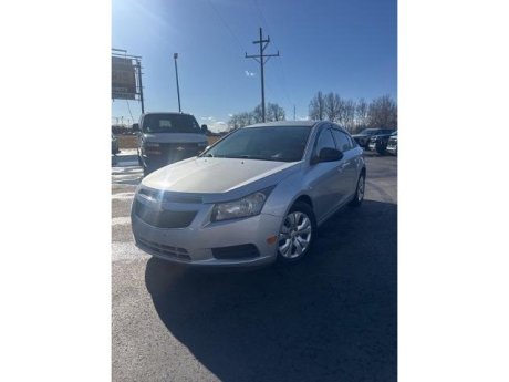 2013 Chevrolet Cruze LS 