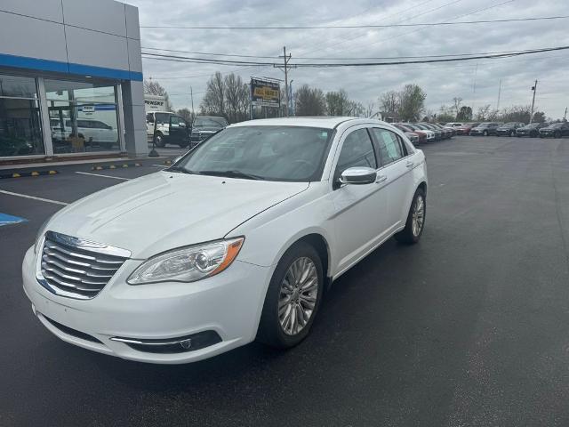 2011 Chrysler 200