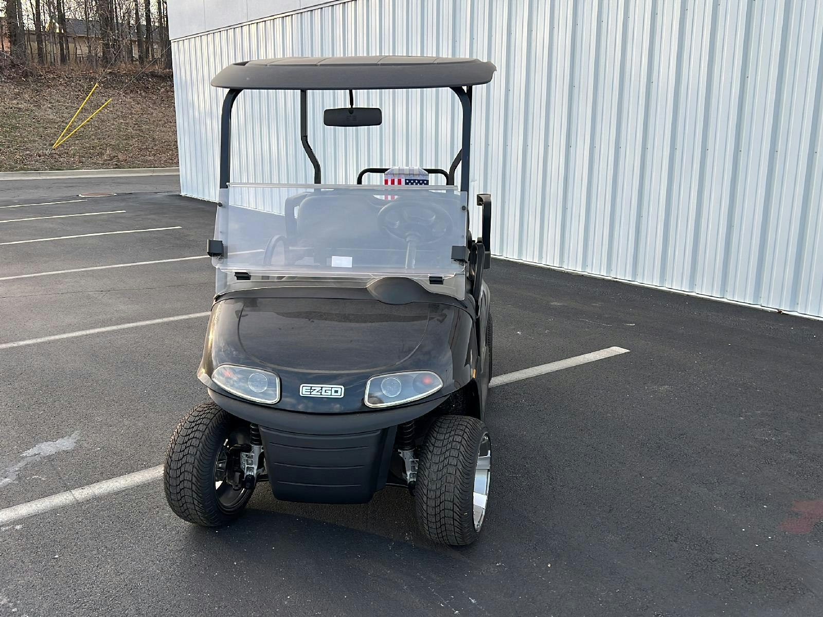 2023 EZGO VALOR (F710041) Main Image