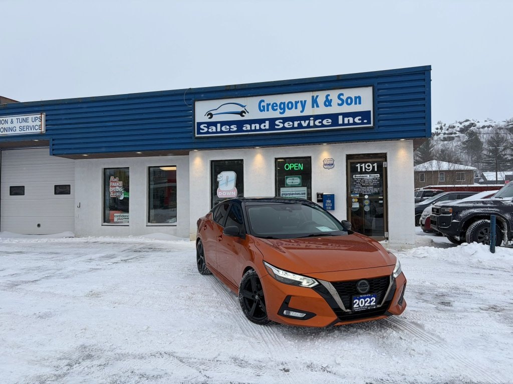 2022 Nissan Sentra SR (B195) Main Image