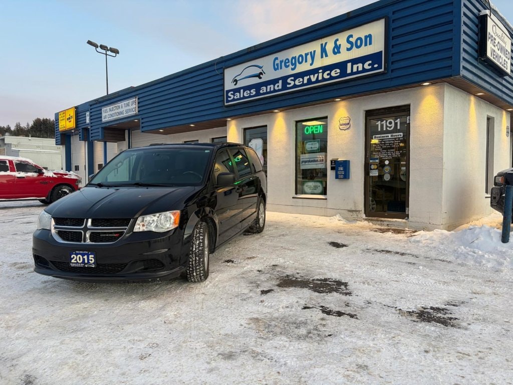 2015 Dodge Grand Caravan Canada Value Package (B246) Main Image