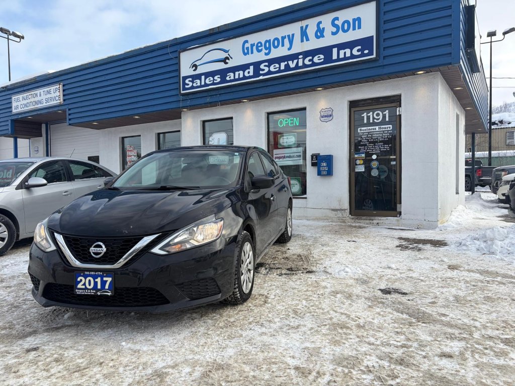 2017 Nissan Sentra SV (B278) Main Image