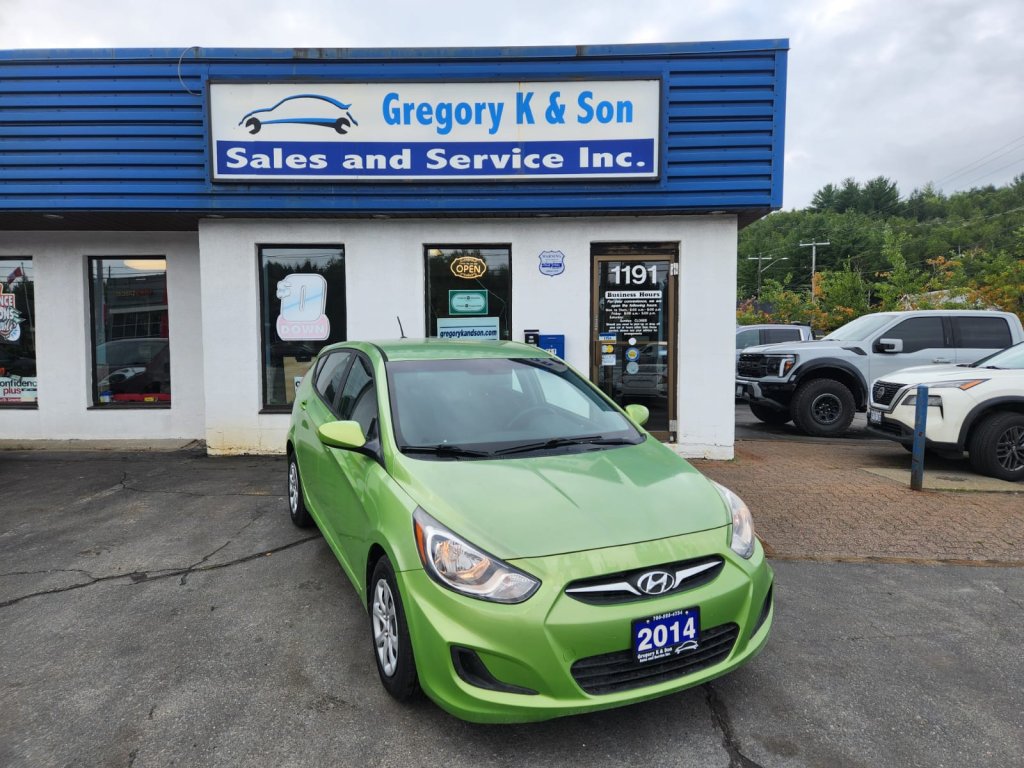 2014 Hyundai Accent GL (B354) Main Image